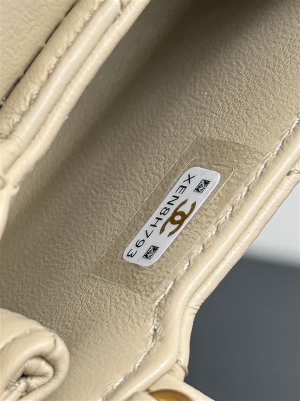 2026127215022719 800